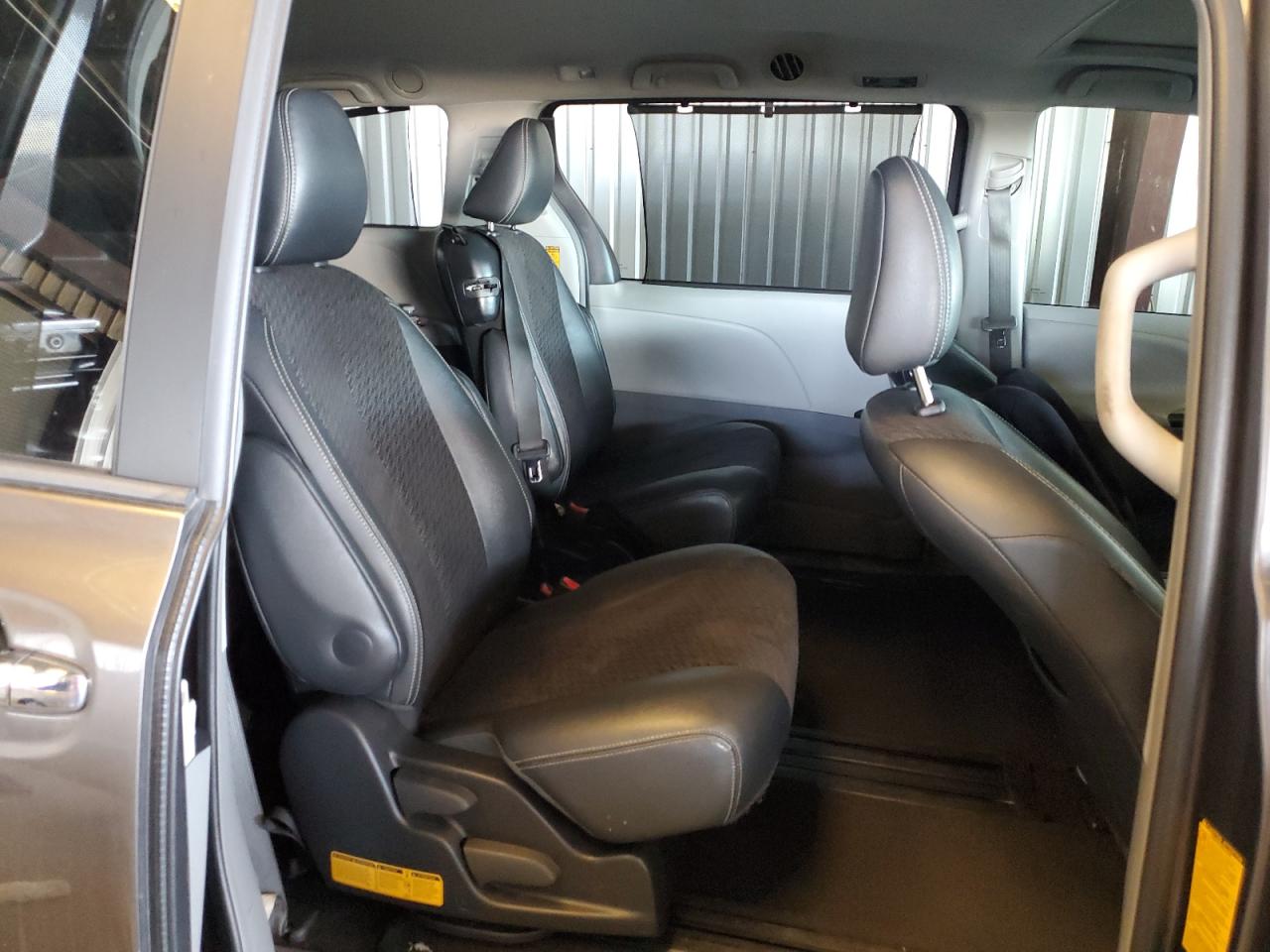 2014 Toyota Sienna Sport VIN: 5TDXK3DC8ES442804 Lot: 81769655