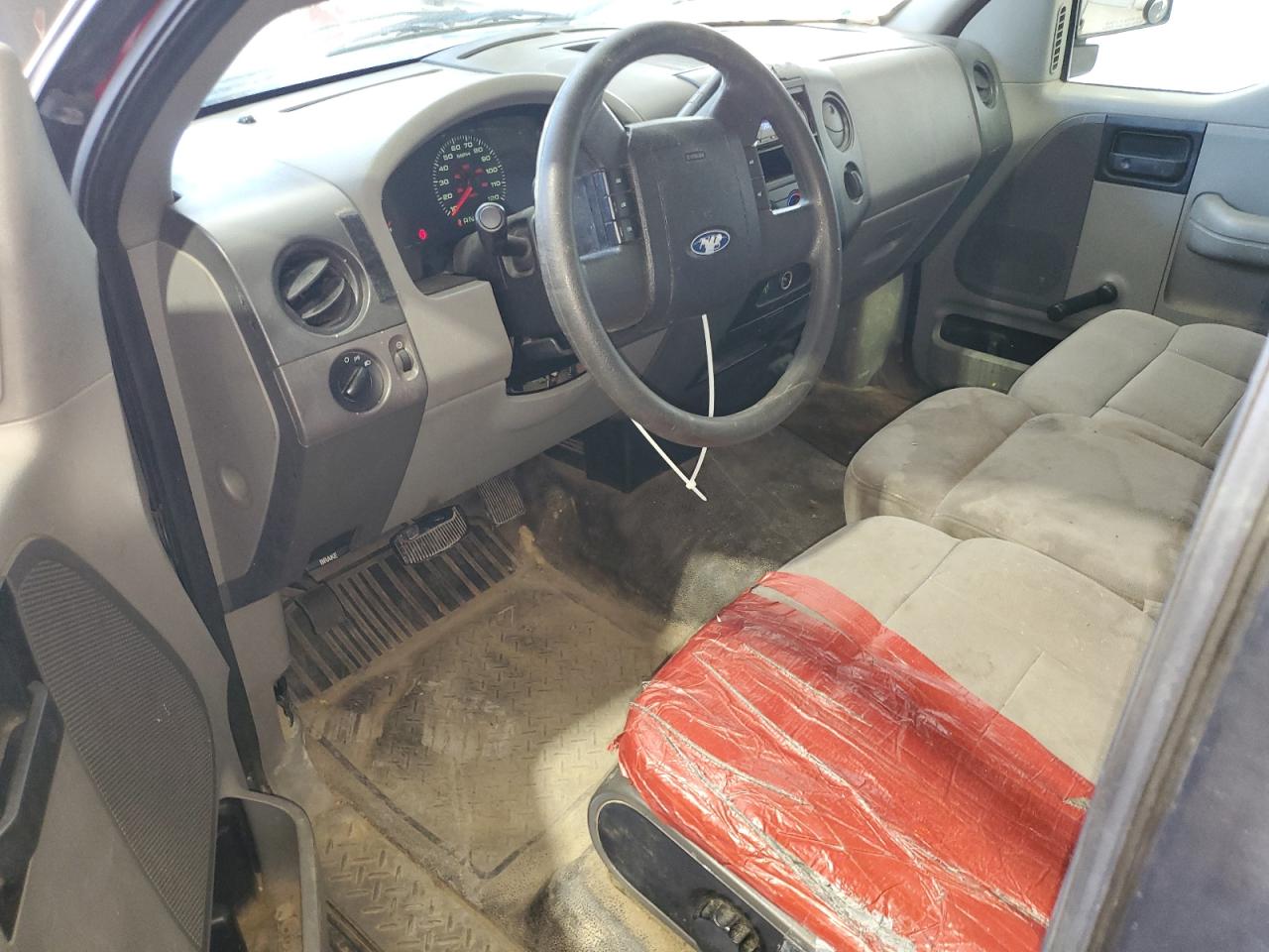 2005 Ford F150 VIN: 1FTRF12W15NA63812 Lot: 70409415
