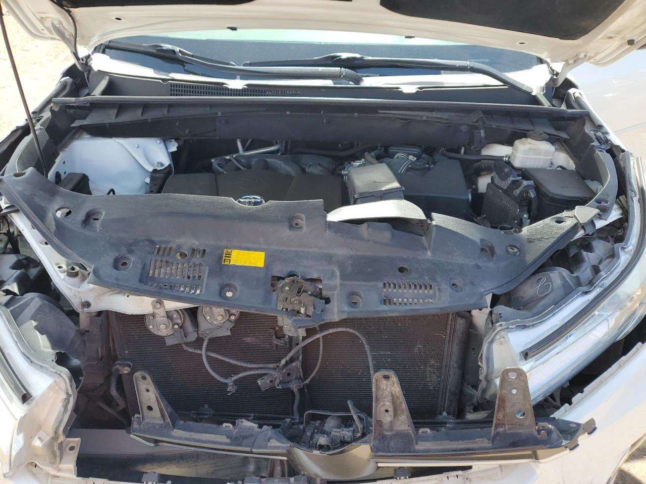 2017 Toyota Highlander Se VIN: 5TDJZRFH1HS427479 Lot: 84394065