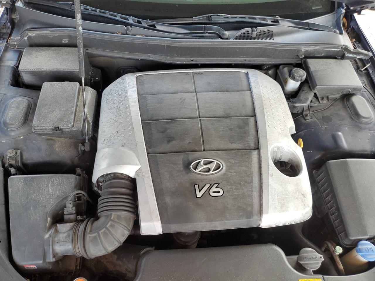 2010 Hyundai Genesis 3.8L VIN: KMHGC4DE5AU084714 Lot: 80846435