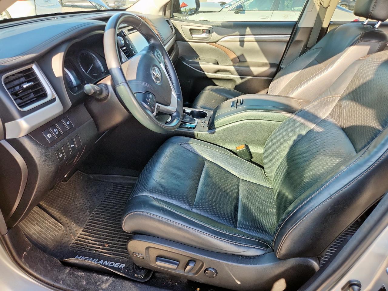 2017 Toyota Highlander Limited VIN: 5TDYZRFHXHS196306 Lot: 84274585