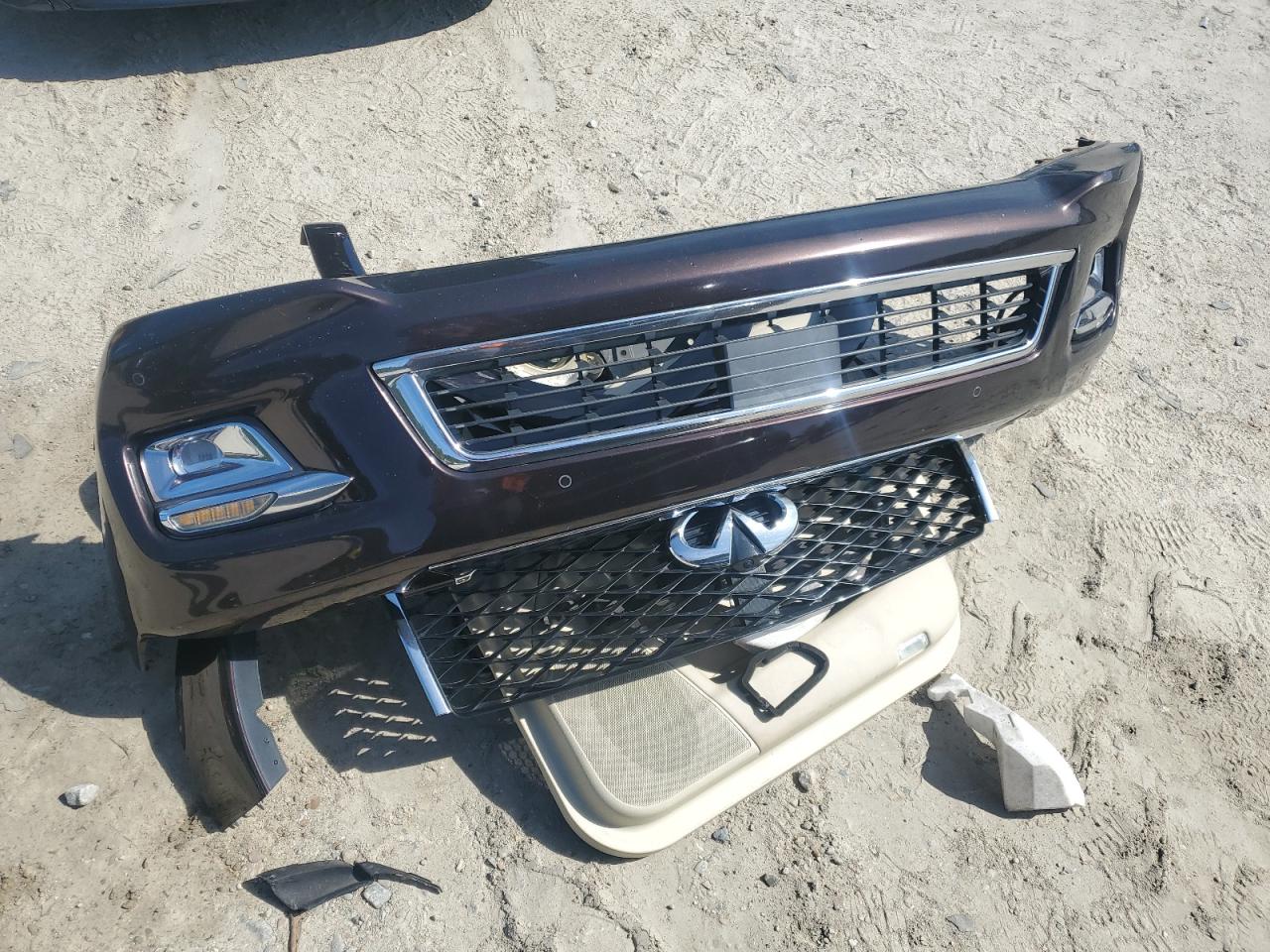 2015 Infiniti Qx80 VIN: JN8AZ2NF7F957167 Lot: 81107545