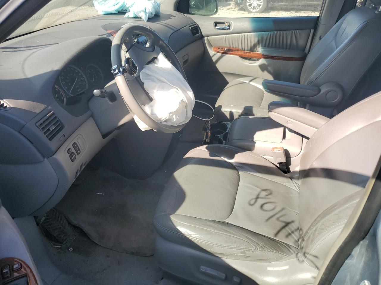 2004 Toyota Sienna Xle VIN: 5TDZA22C94S157598 Lot: 80141885