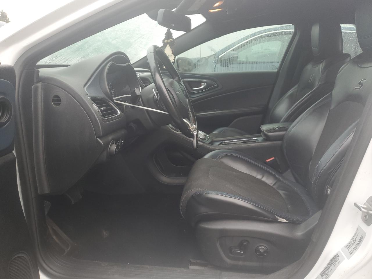 2015 Chrysler 200 S VIN: 1C3CCCBB4FN566361 Lot: 81403925