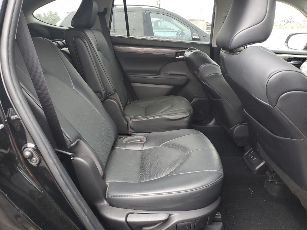 2022 Toyota Highlander Hybrid Limited VIN: 5TDXBRCH8NS551747 Lot: 70544165