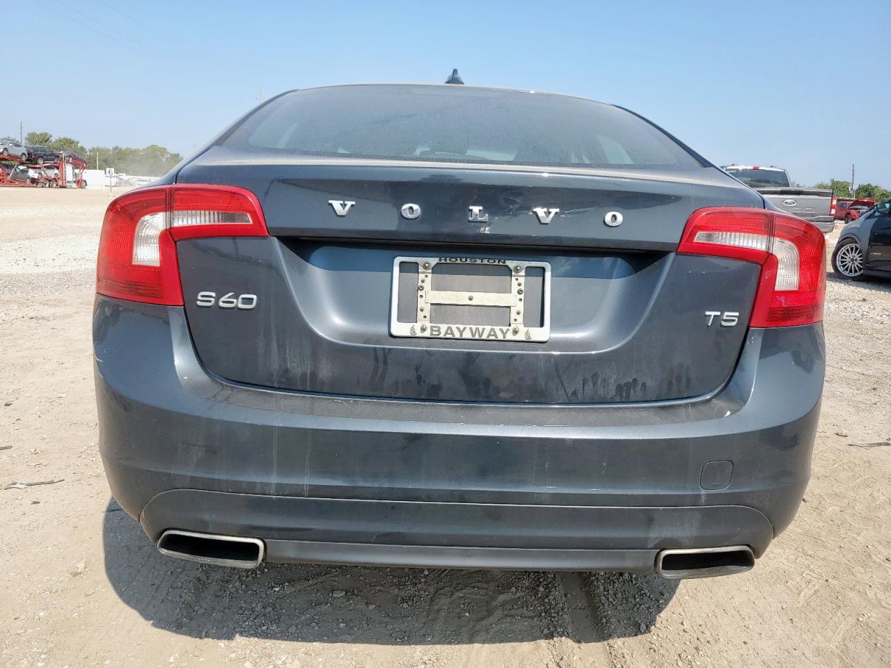 2015 Volvo S60 Premier VIN: YV140MFB8F1306068 Lot: 81030725