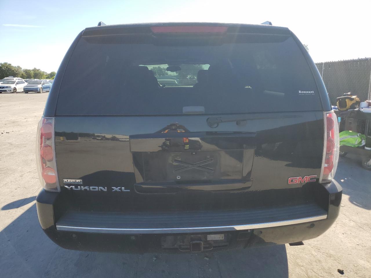 2011 GMC Yukon Xl Denali VIN: 1GKS2MEF3BR349759 Lot: 82085635