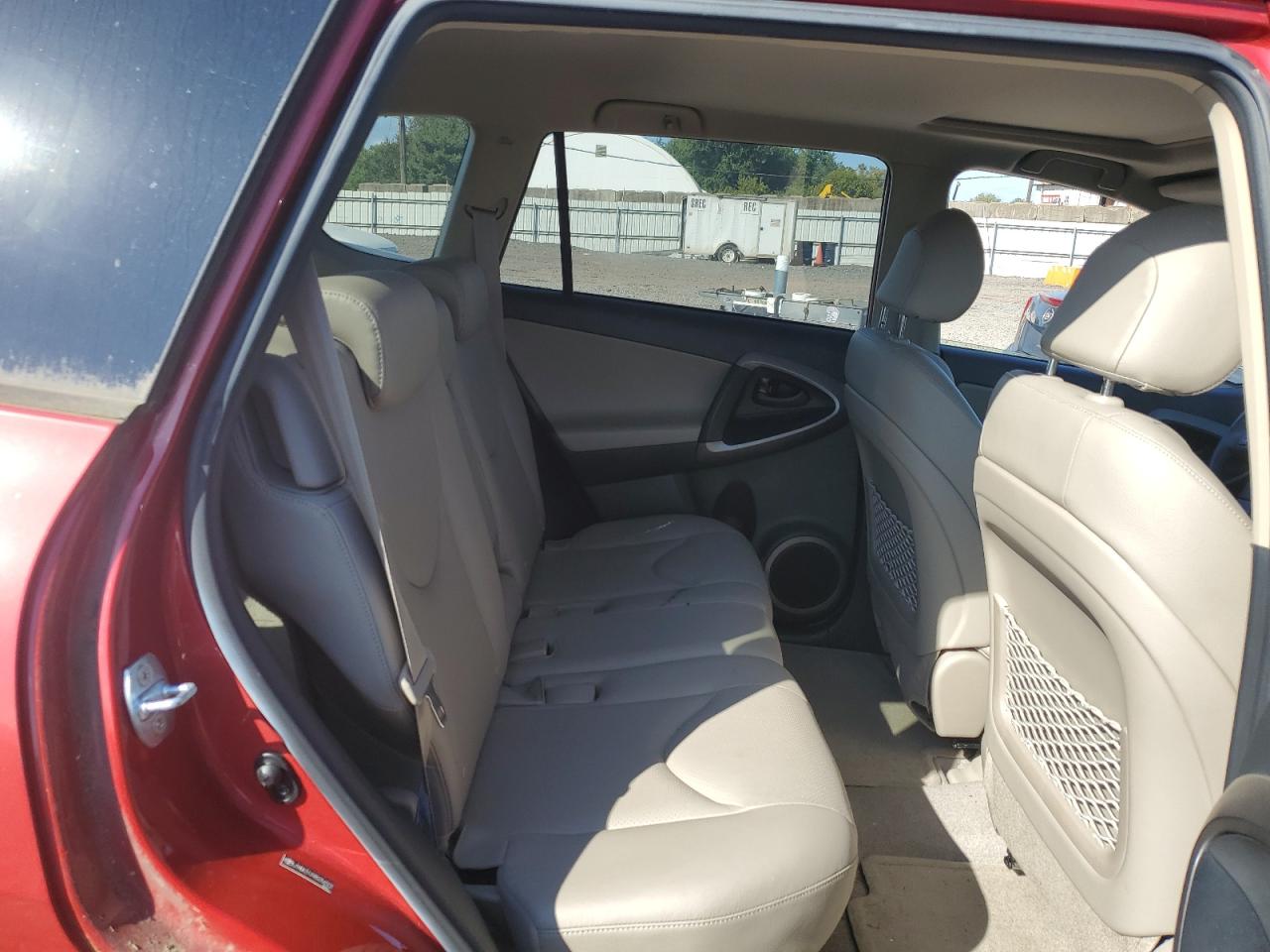 2008 Toyota Rav4 Limited VIN: JTMBK31V985056502 Lot: 71128775