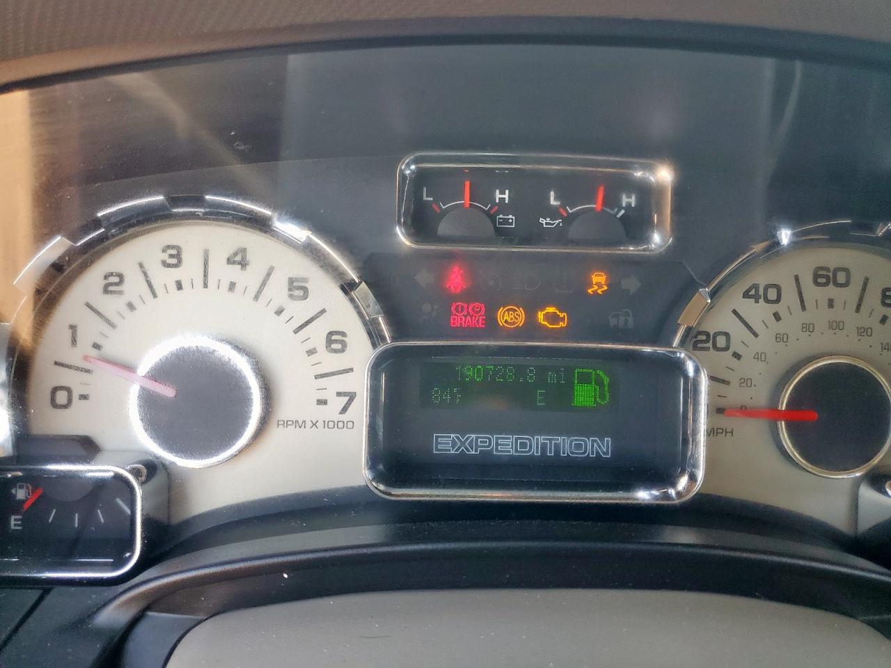 2010 Ford Expedition Xlt VIN: 1FMJU1F58AEA54163 Lot: 71563735