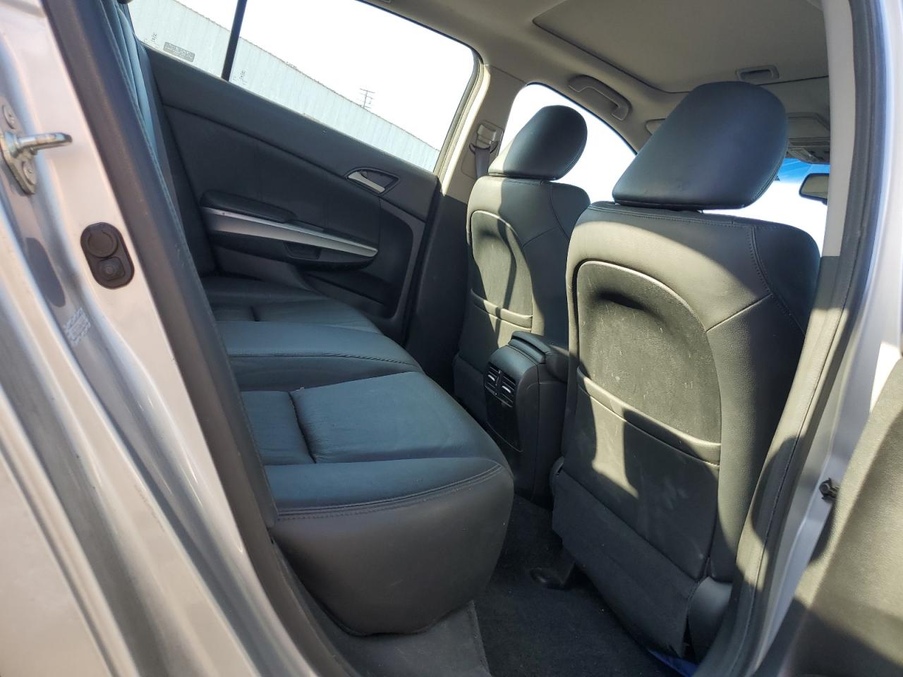 2010 Honda Accord Exl VIN: 1HGCP2F80AA044076 Lot: 81149125