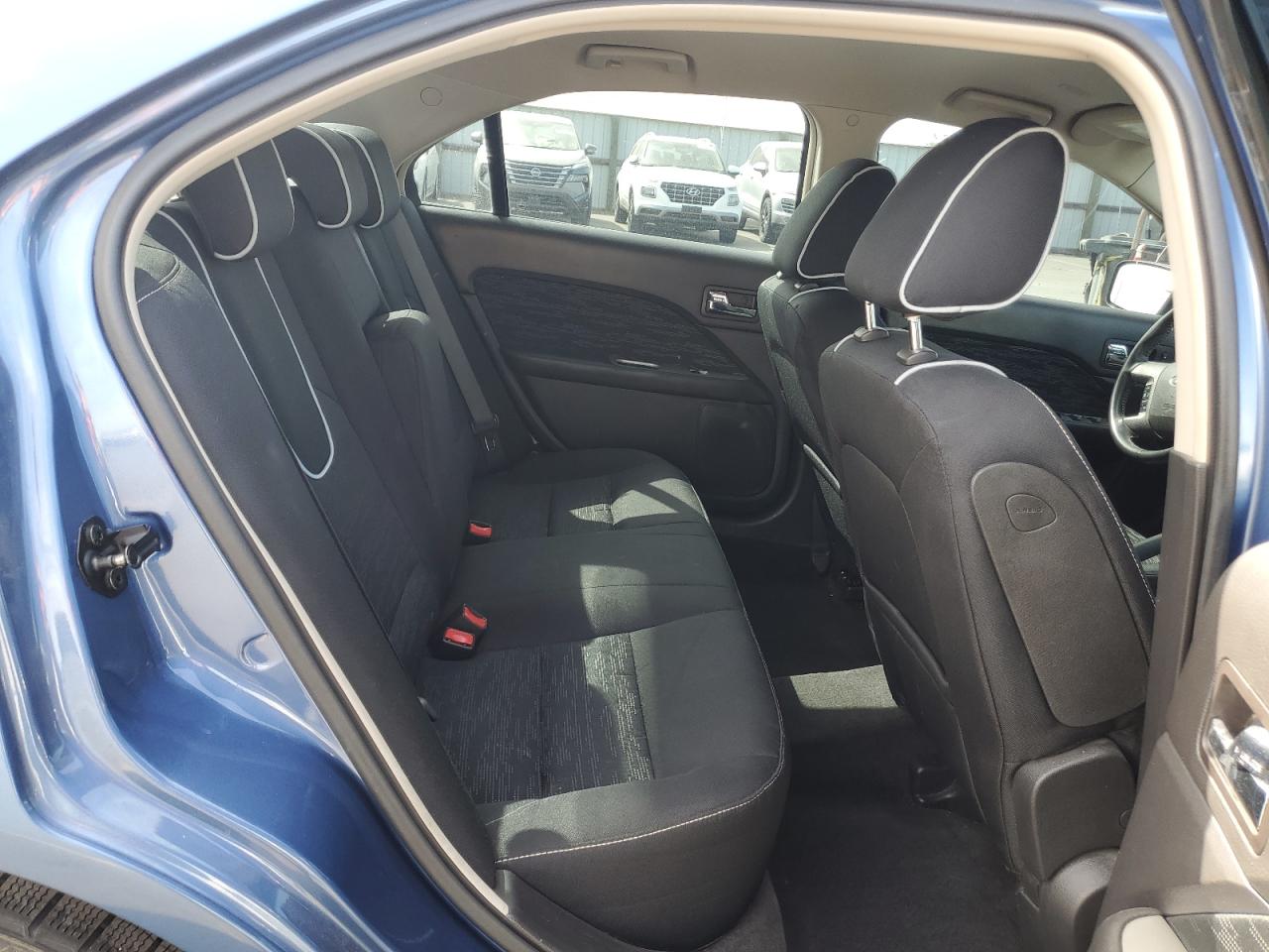 2010 Ford Fusion Se VIN: 3FAHP0HAXAR392813 Lot: 81693225