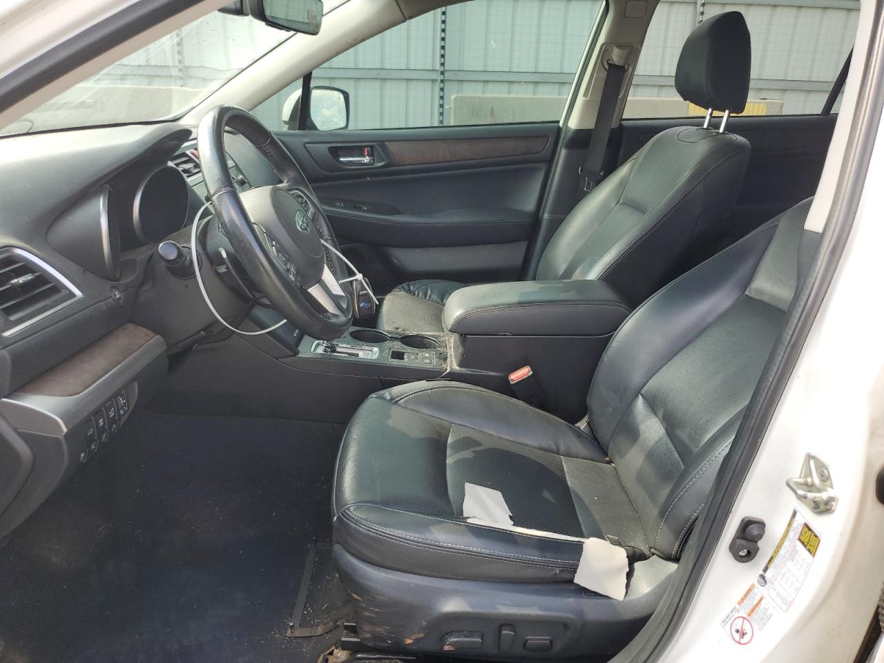 2017 Subaru Outback 2.5I Limited VIN: 4S4BSANC5H3290494 Lot: 83836005