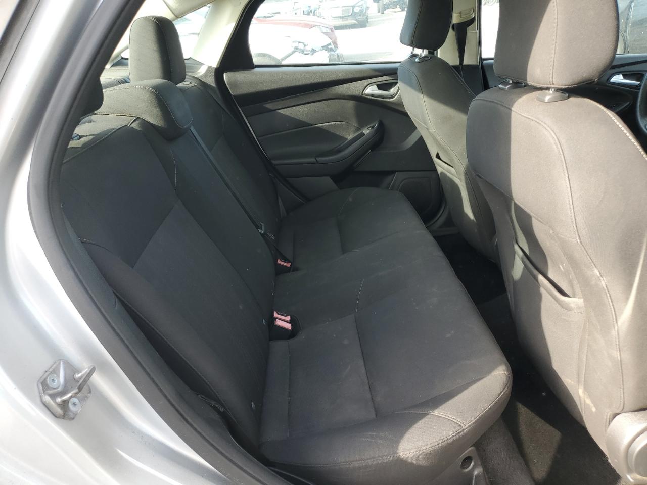 2016 Ford Focus Se VIN: 1FADP3F21GL202268 Lot: 83858885