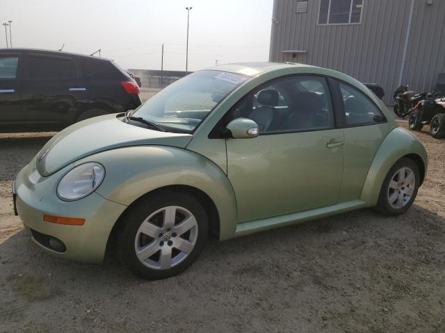 2007 VOLKSWAGEN NEW BEETLE 2.5L LUXURY   à vendre chez Copart AB - EDMONTON