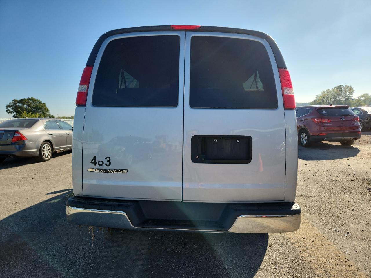 2019 Chevrolet Express G3500 Lt VIN: 1GAZGPFG9K1155362 Lot: 83942135