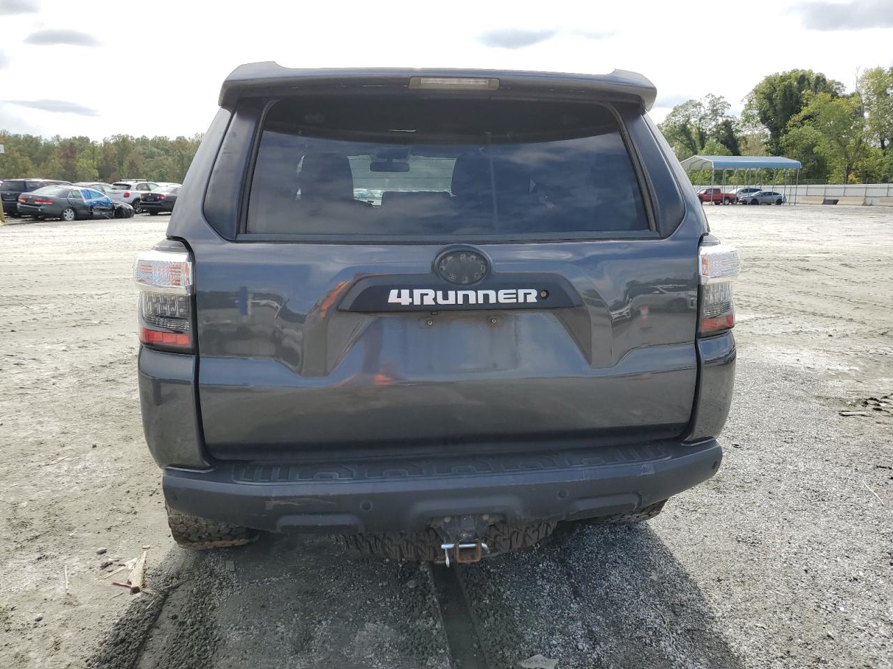 2015 Toyota 4Runner Sr5/Sr5 Premium VIN: JTEBU5JR2F5264285 Lot: 84395825