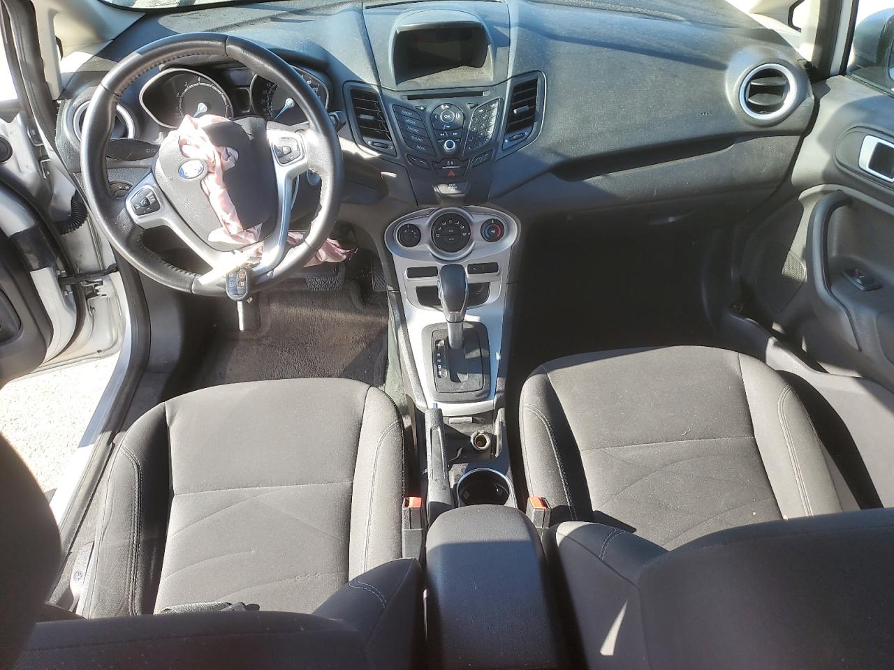 2016 Ford Fiesta Se VIN: 3FADP4EJ8GM160209 Lot: 80156135