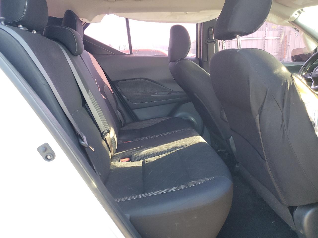 2018 Nissan Kicks S VIN: 3N1CP5CU2JL530627 Lot: 71219615