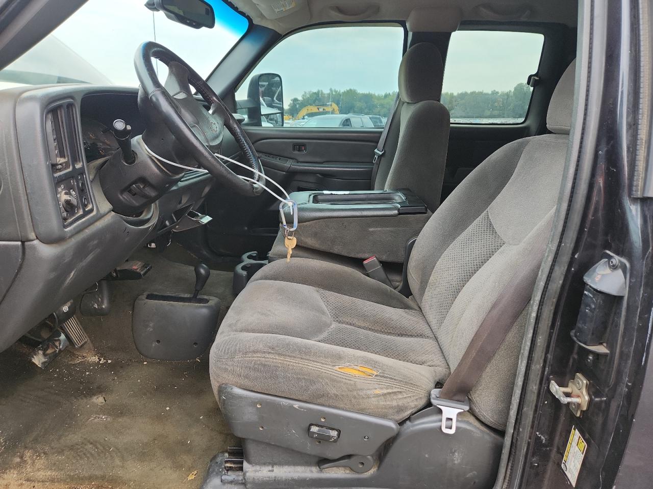 2005 Chevrolet Silverado K2500 Heavy Duty VIN: 1GCHK29U95E212789 Lot: 84048125