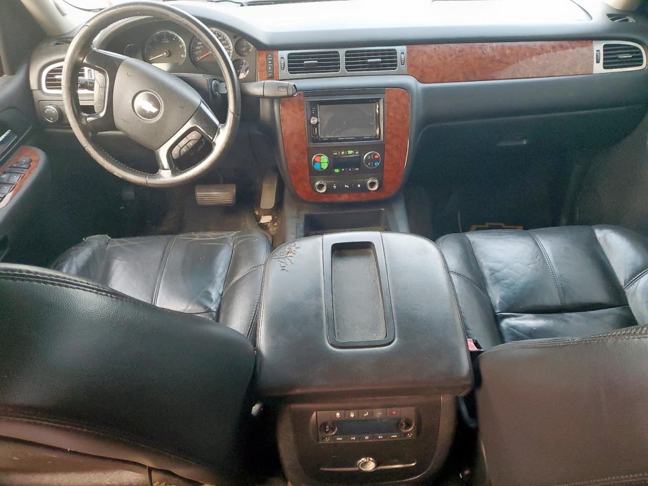 2007 Chevrolet Tahoe C1500 VIN: 1GNFC13047J402179 Lot: 81703535