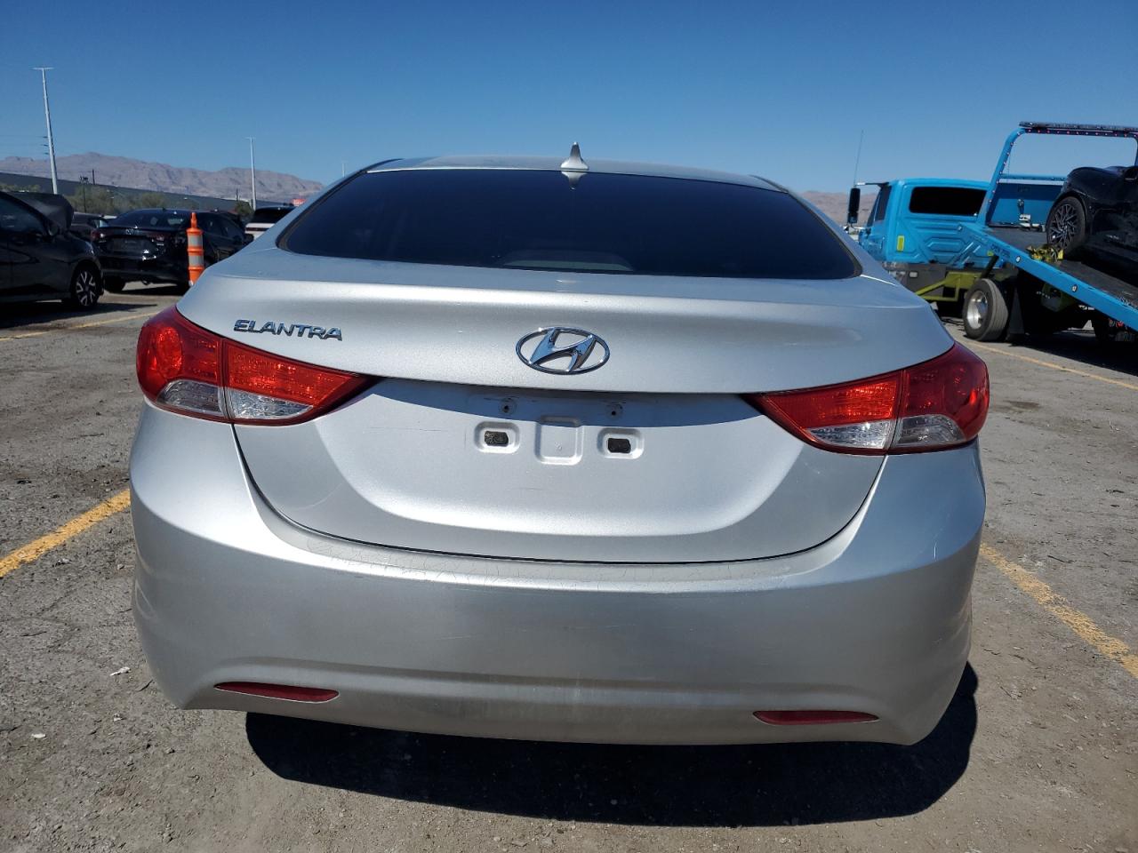 2012 Hyundai Elantra Gls VIN: KMHDH4AE7CU324521 Lot: 70010405
