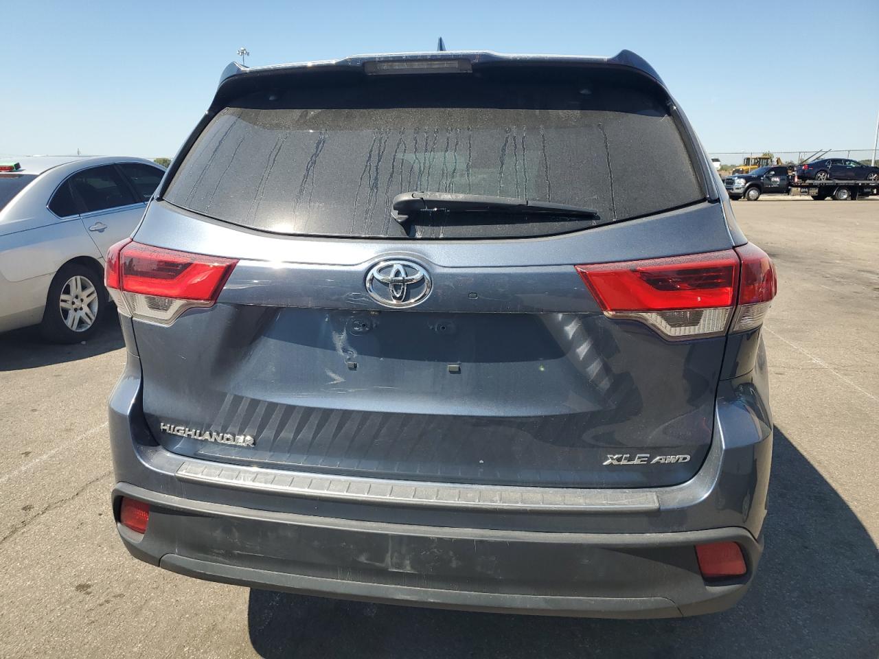 2019 Toyota Highlander Se VIN: 5TDJZRFH4KS746625 Lot: 80574685