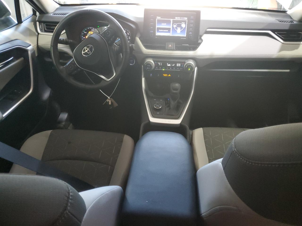 2021 Toyota Rav4 Xle VIN: 2T3RWRFV2MW112779 Lot: 80861175