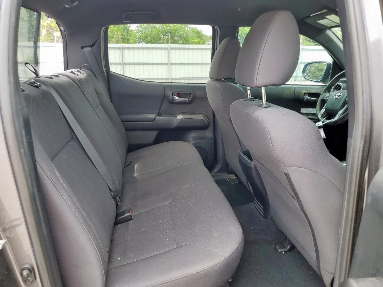 2017 Toyota Tacoma Double Cab VIN: 5TFCZ5AN1HX097044 Lot: 80774855