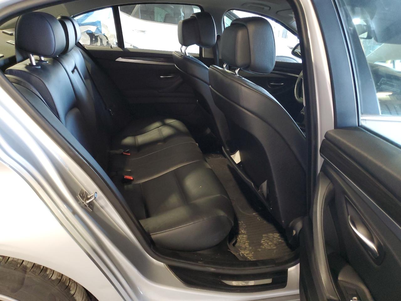2012 BMW 528 Xi VIN: WBAXH5C58CDW06300 Lot: 81943045