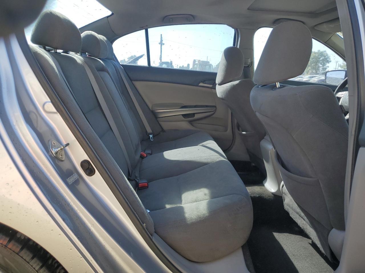 2009 Honda Accord Ex VIN: 1HGCP26709A005829 Lot: 84463835