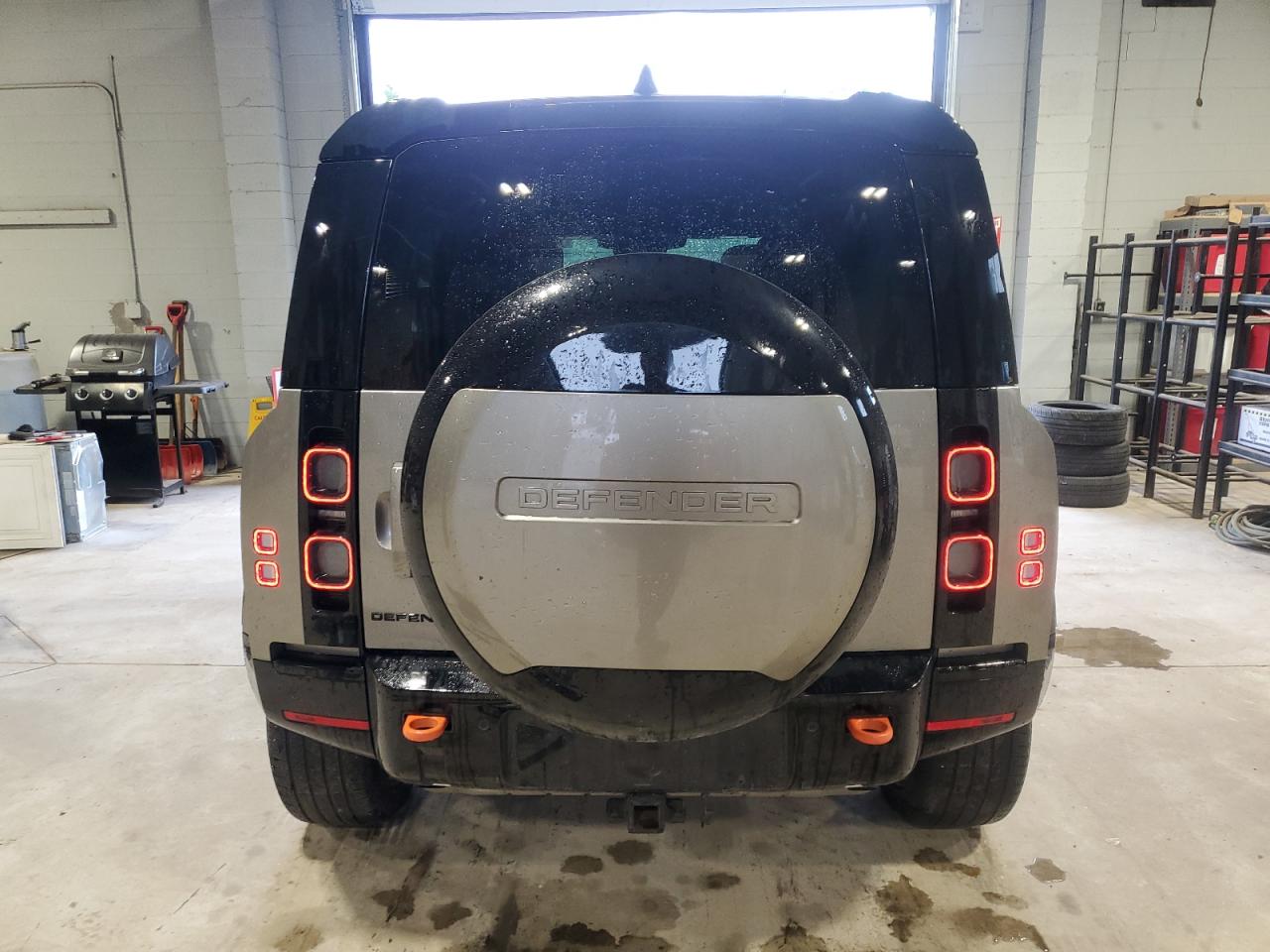 2024 Land Rover Defender 110 X VIN: SALEX7EU6R2257745 Lot: 70832035