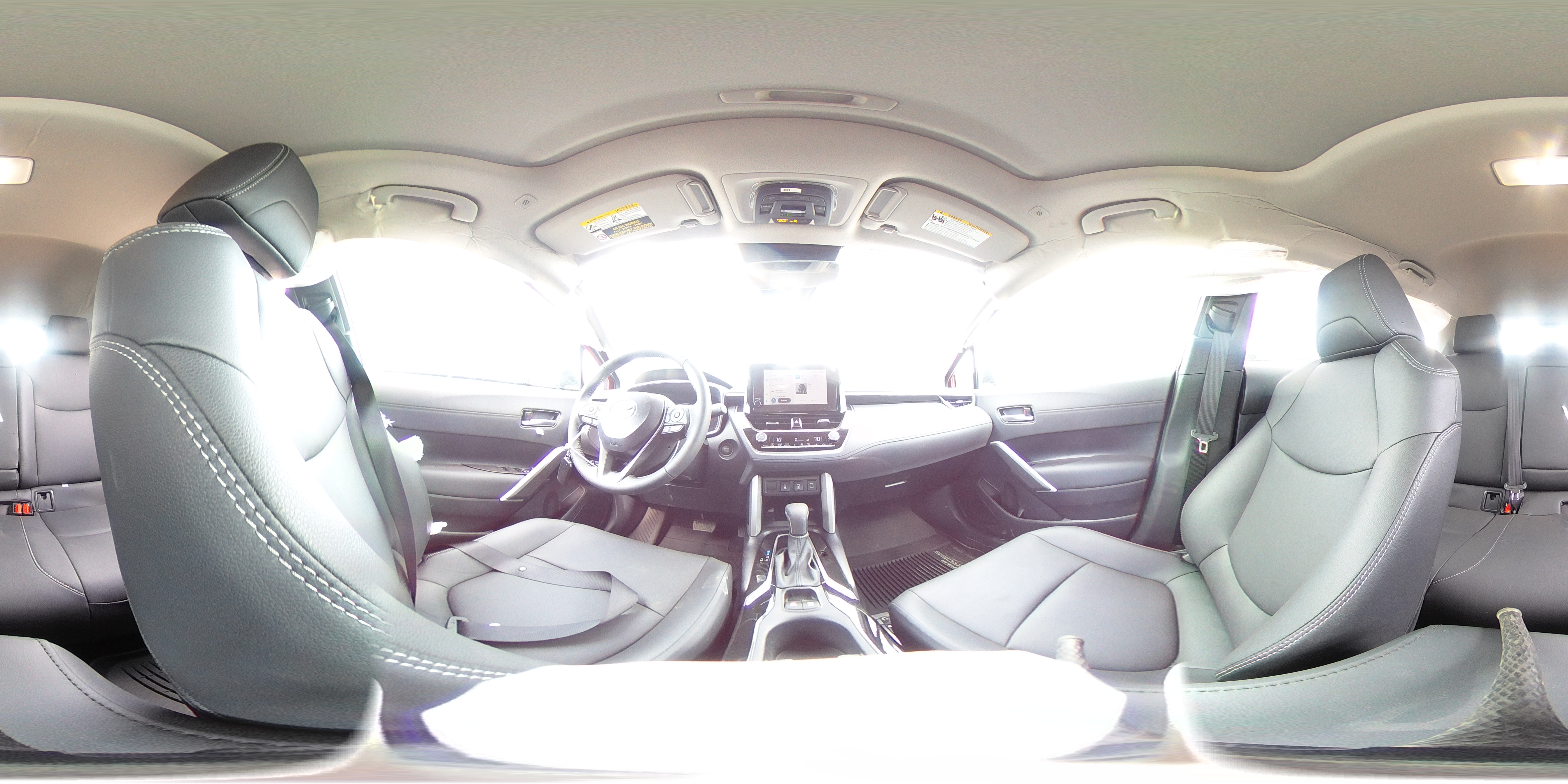 2025 Toyota Corolla Cross Xle VIN: 7MUDAABG0SV142644 Lot: 71636095