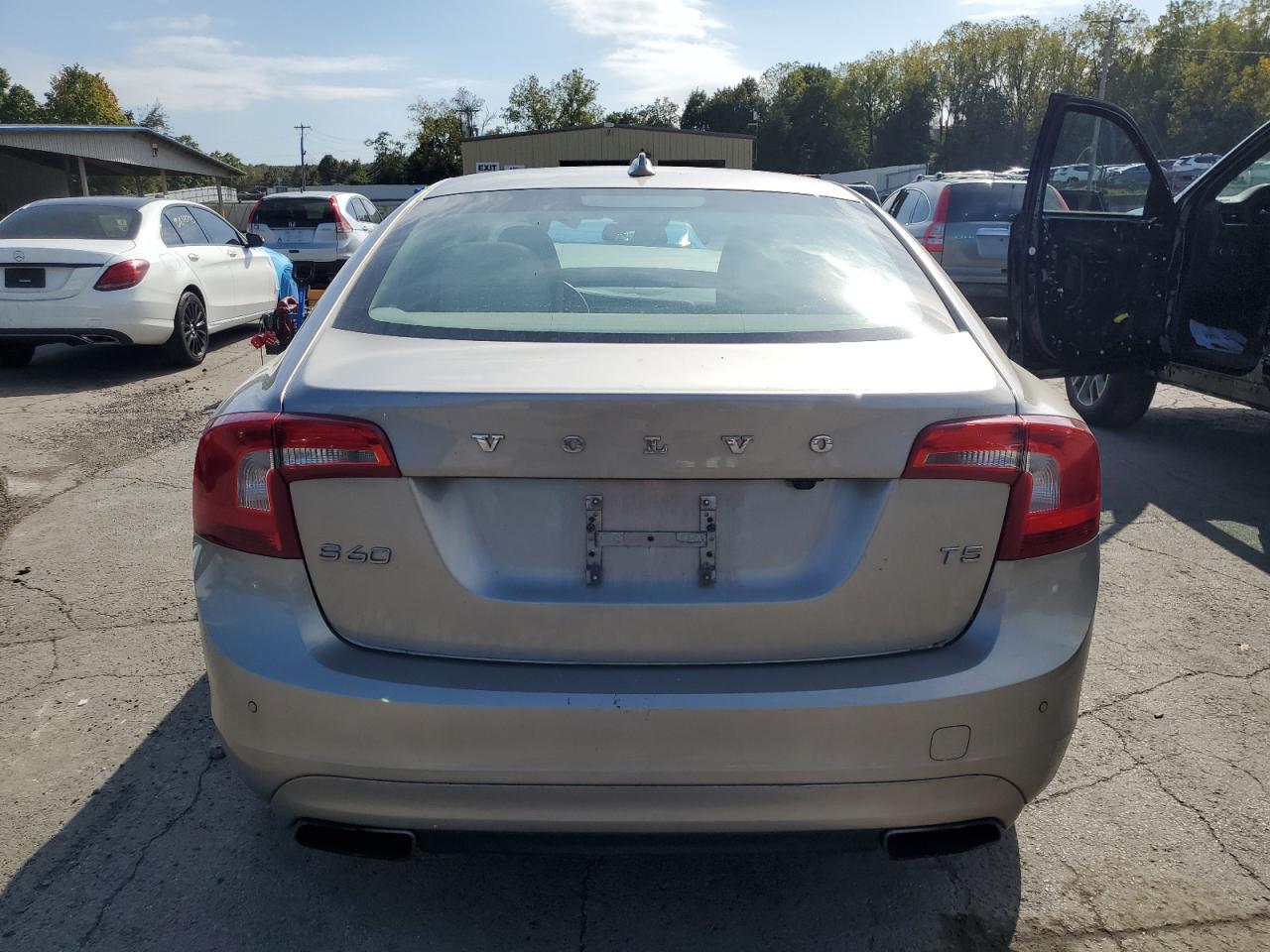 2014 Volvo S60 T5 VIN: YV1612FS3E2294933 Lot: 72035505