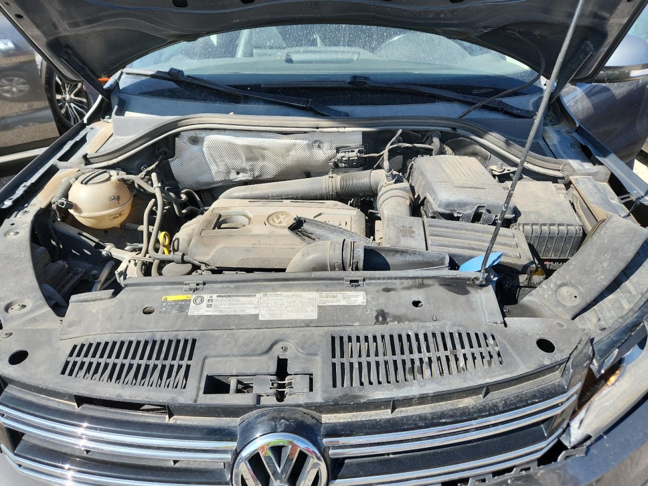 2016 Volkswagen Tiguan S VIN: WVGAV7AX4GW516293 Lot: 81141475