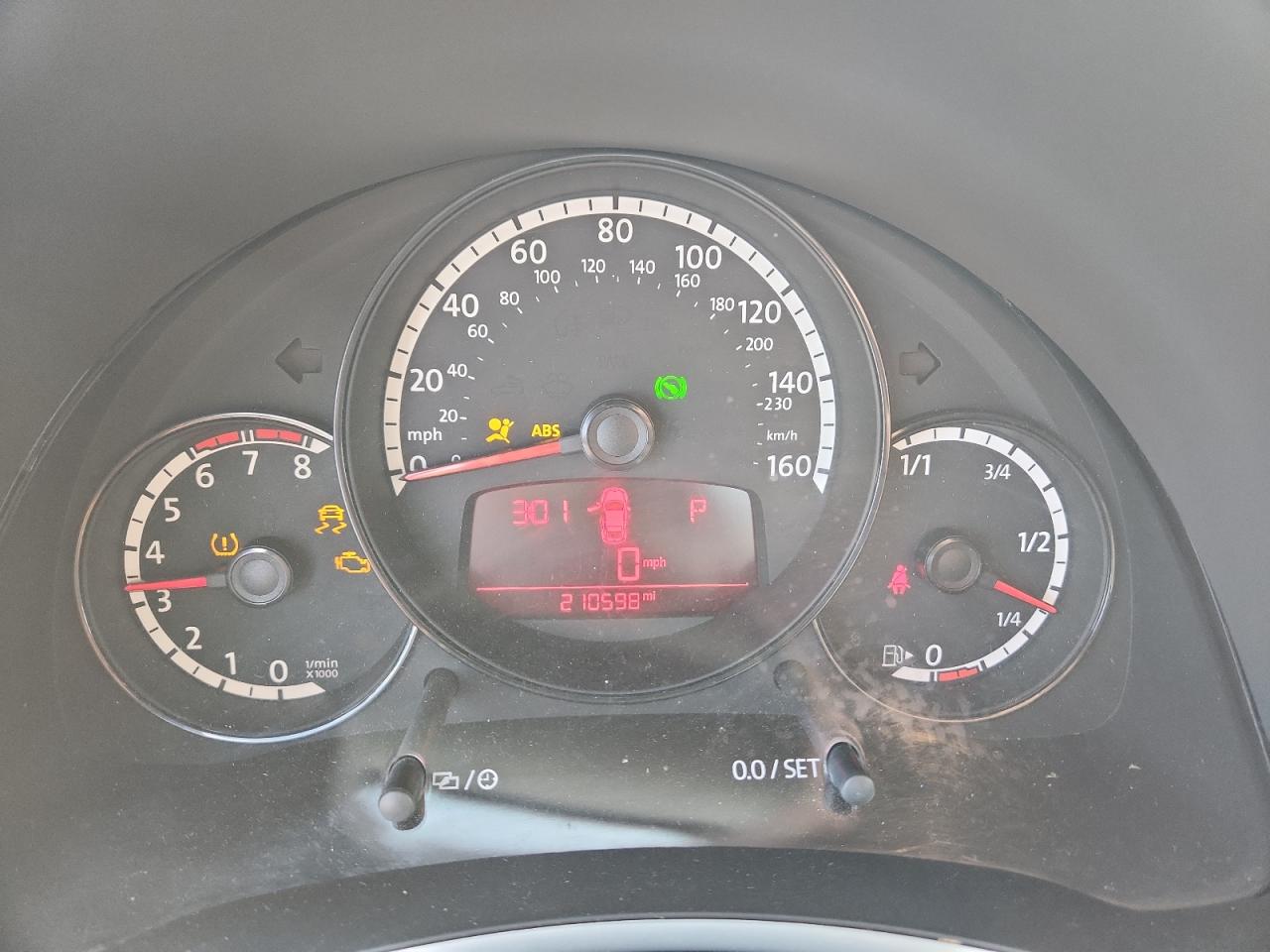 2013 Volkswagen Beetle VIN: 3VW5X7AT9DM832312 Lot: 71975545