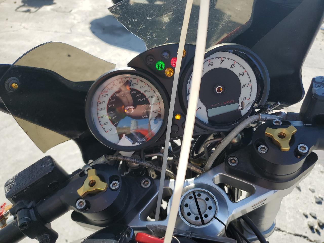 2005 Ducati Monster S2R VIN: ZDM1RAAN35B066522 Lot: 80199515