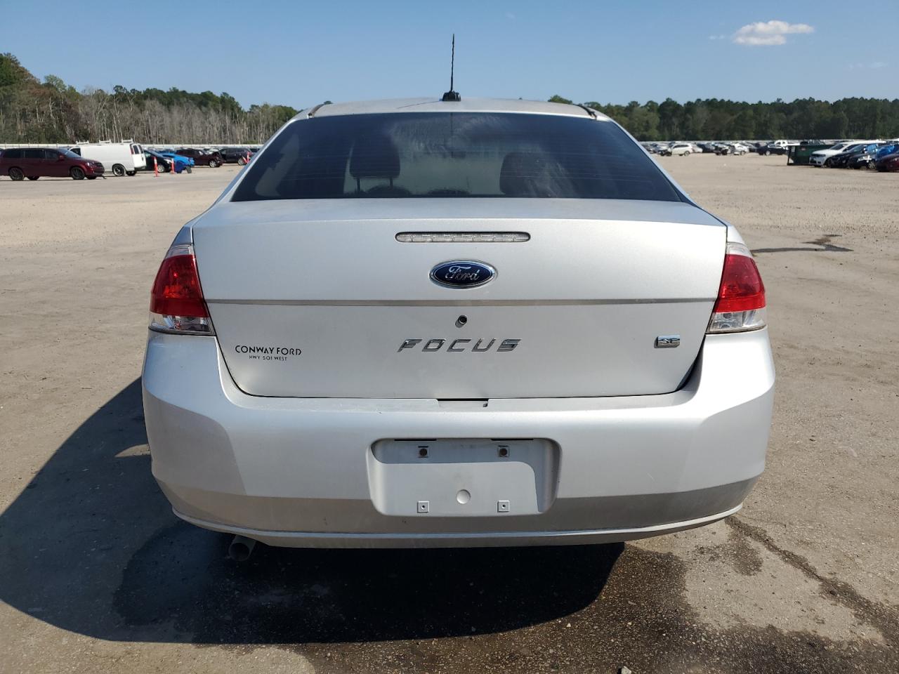 2008 Ford Focus Se VIN: 1FAHP35N98W137733 Lot: 80922265