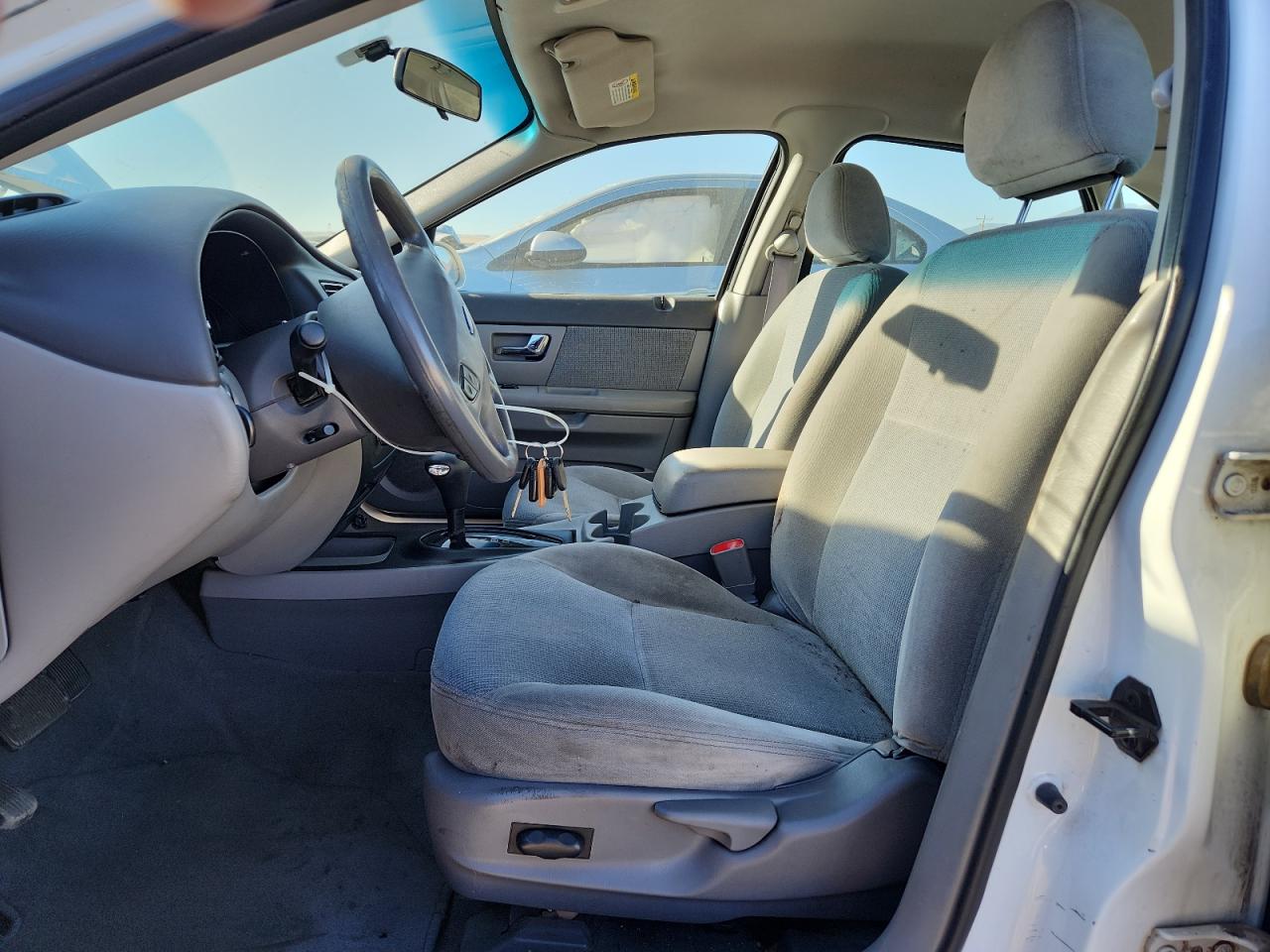 2002 Ford Taurus Se VIN: 1FAFP53U72A166570 Lot: 82153125