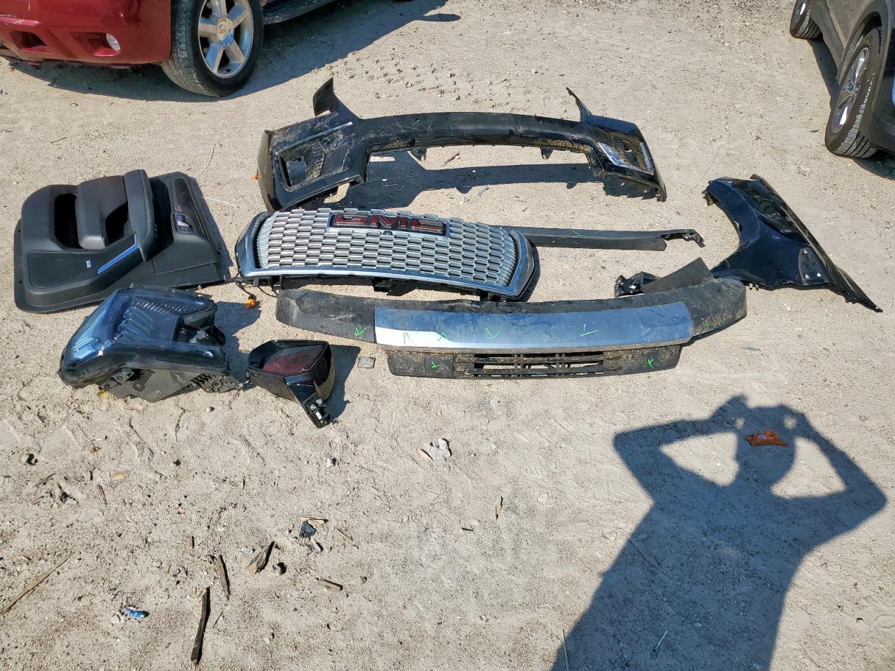 2021 GMC Yukon Denali VIN: 1GKS1DKL2MR365841 Lot: 71232065