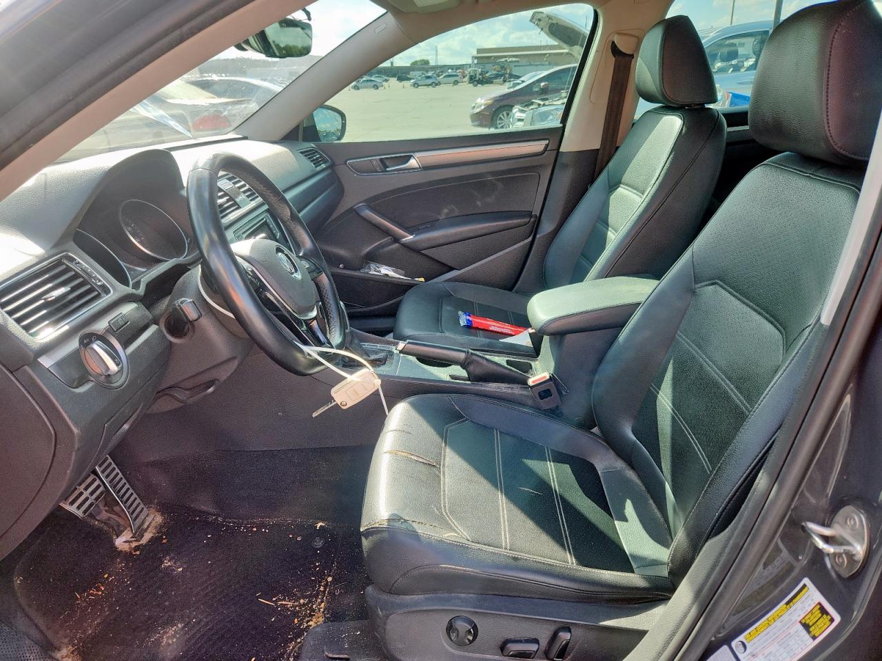 2018 Volkswagen Passat S VIN: 1VWAA7A38JC015202 Lot: 81292435