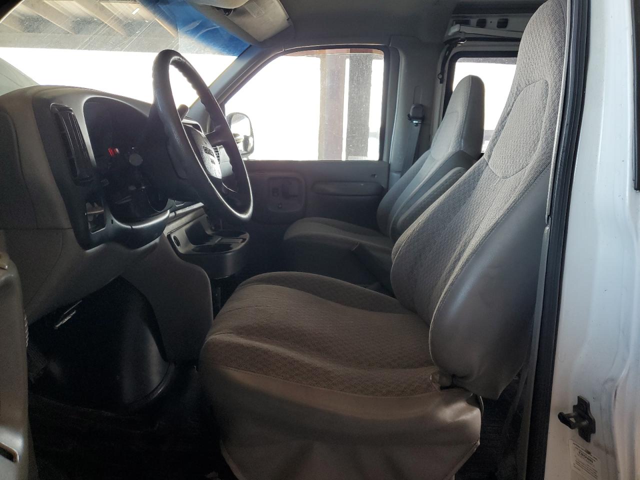 2001 GMC Savana G2500 VIN: 1GTGG25R711146033 Lot: 81725805