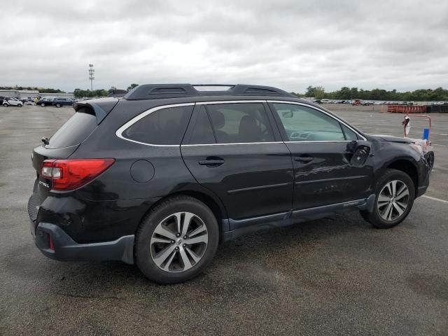  SUBARU OUTBACK 2018 Black