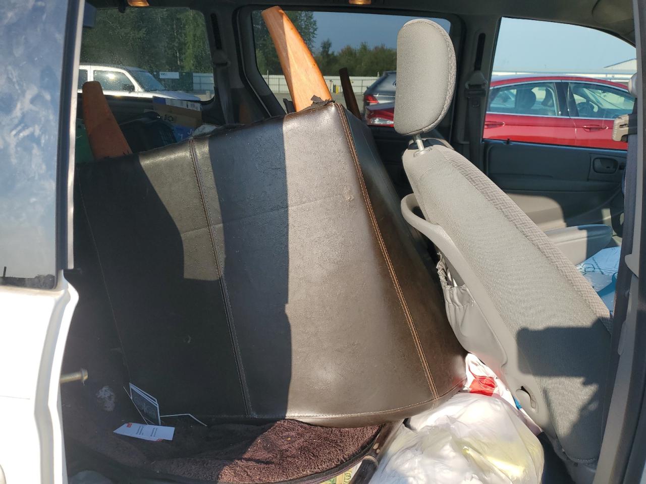 2005 Dodge Grand Caravan Sxt VIN: 2D4GP44L55R449227 Lot: 70857525