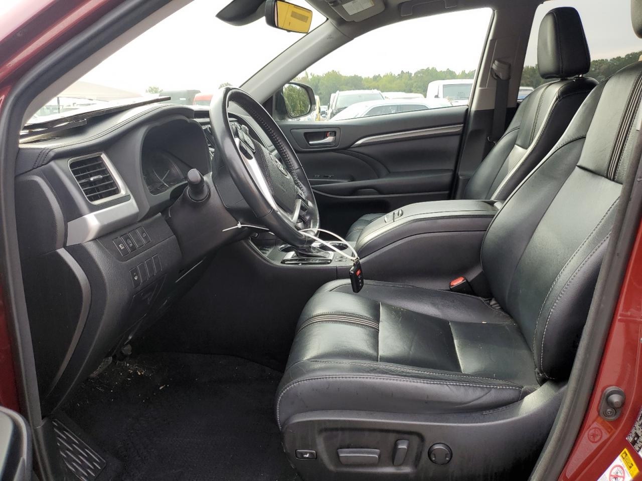 2018 Toyota Highlander Se VIN: 5TDJZRFH9JS883963 Lot: 81715965