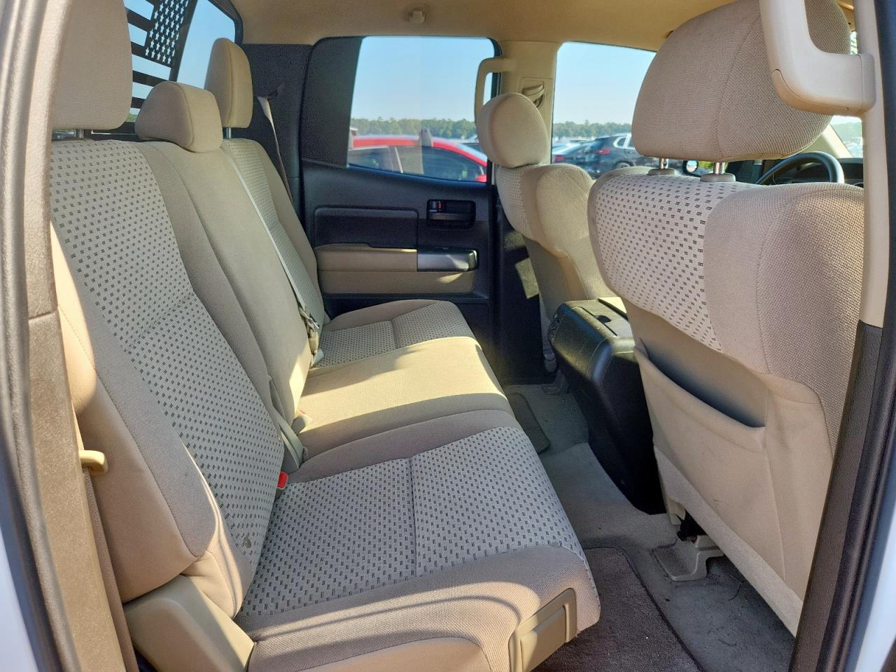2010 Toyota Tundra Double Cab Sr5 VIN: 5TFRM5F15AX018365 Lot: 71250635