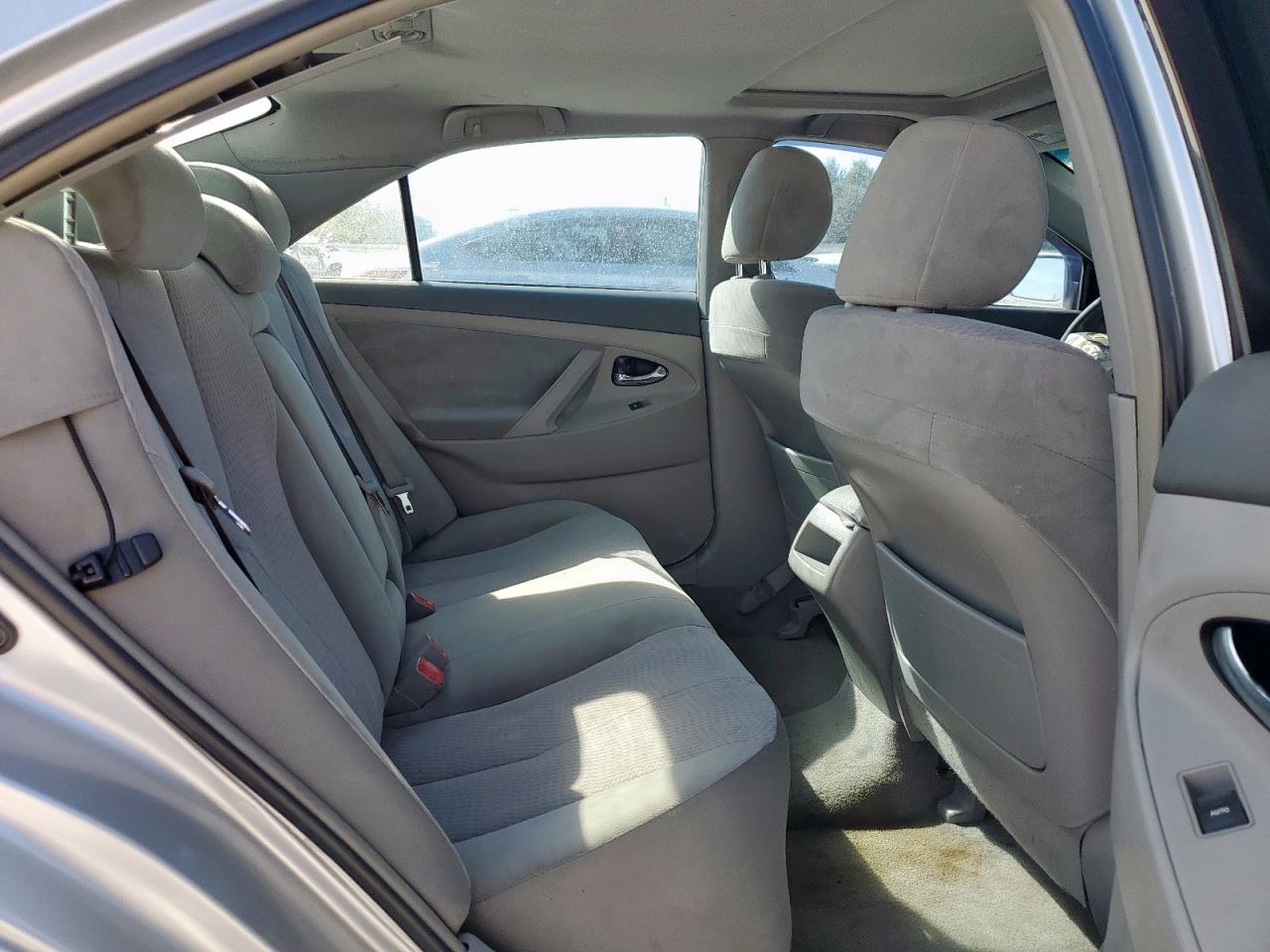 2010 Toyota Camry Base VIN: 4T4BF3EK2AR029000 Lot: 84288205