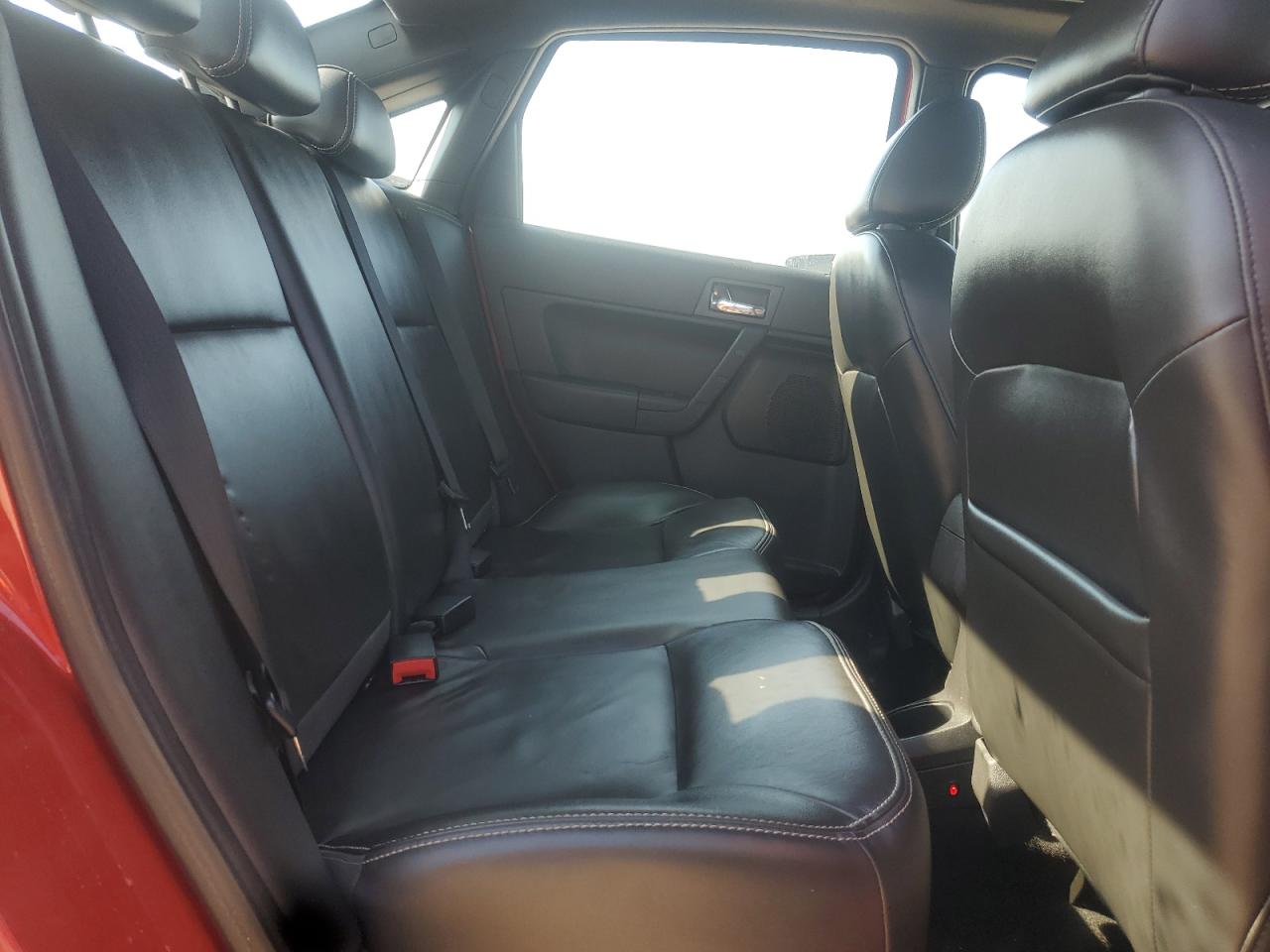 2010 Ford Focus Sel VIN: 1FAHP3HN6AW199706 Lot: 81101595