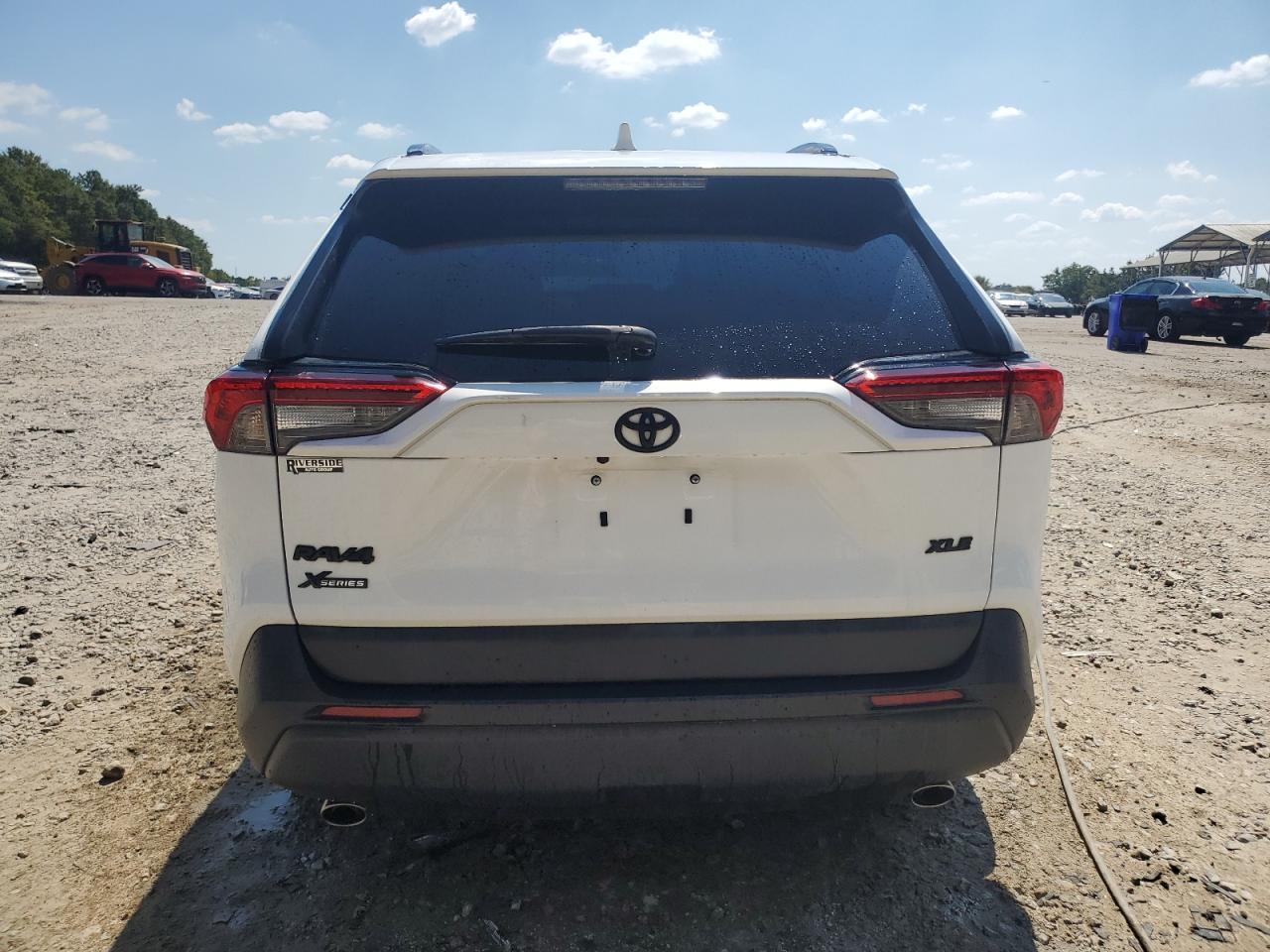 2022 Toyota Rav4 Xle VIN: 2T3W1RFV3NC197233 Lot: 81189925