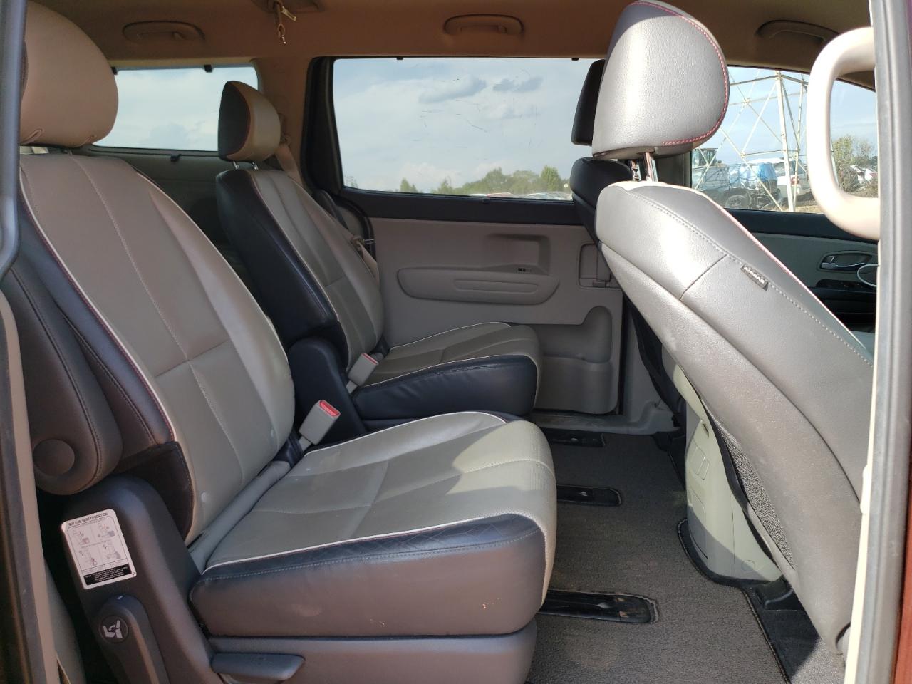 2017 Kia Sedona Lx VIN: KNDMB5C17H6327551 Lot: 81436665