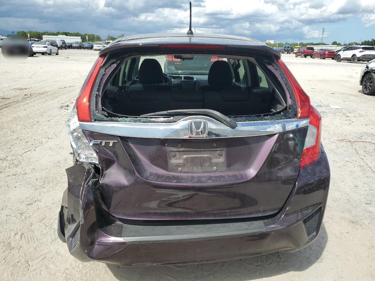 2017 Honda Fit Ex VIN: 3HGGK5G79HM704281 Lot: 84203035